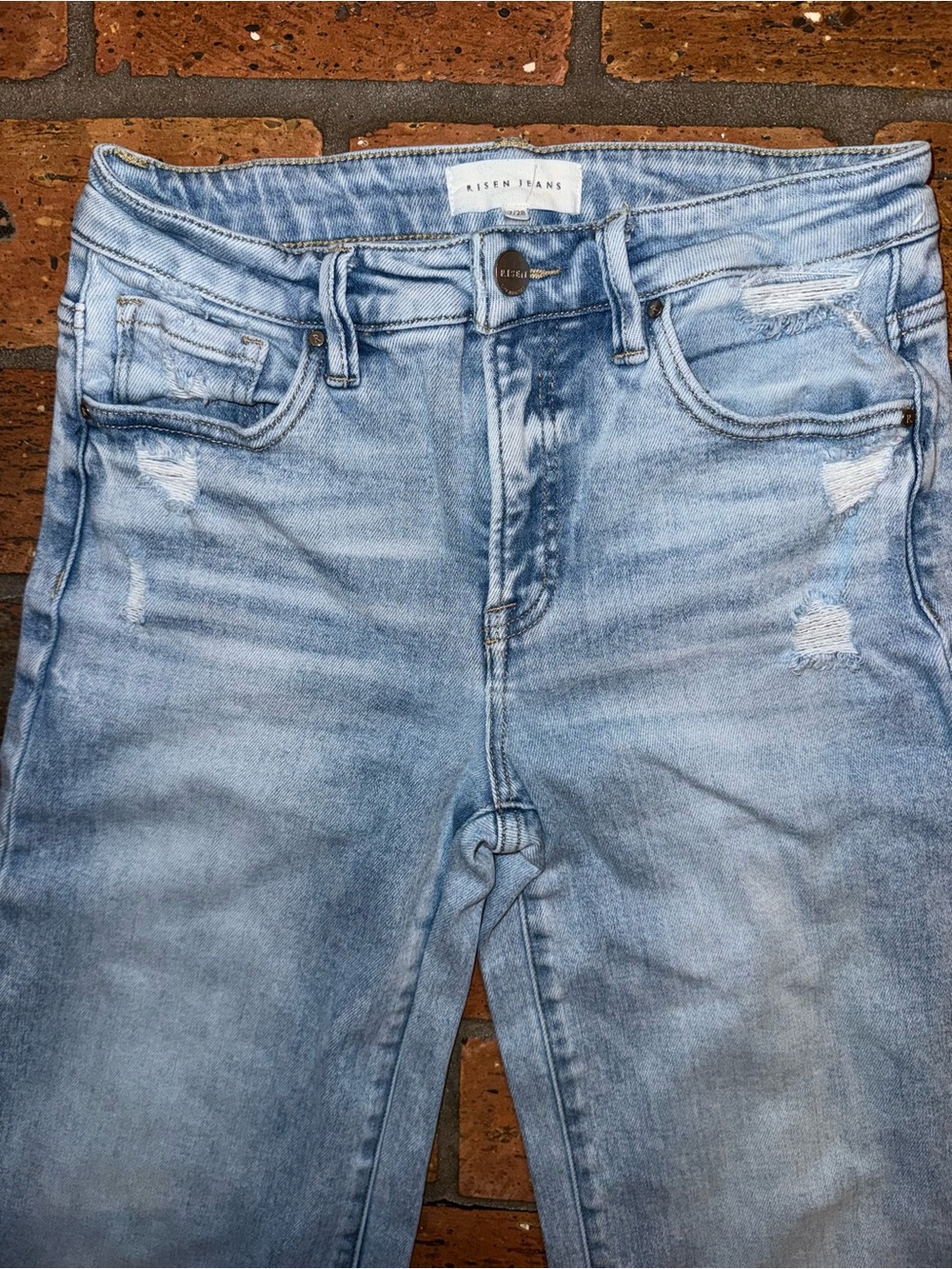Risen Jeans 7/28 Light Wash Cropped Wide Leg Distressed Raw Hem - Picture 3 of 9
